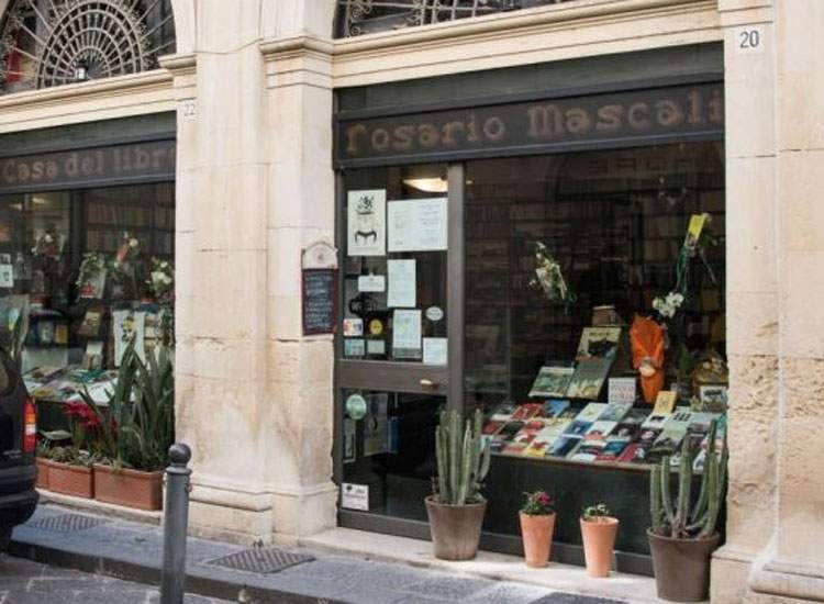 Sicilia: la prima libreria storica tutelata dalla legge è a Siracusa