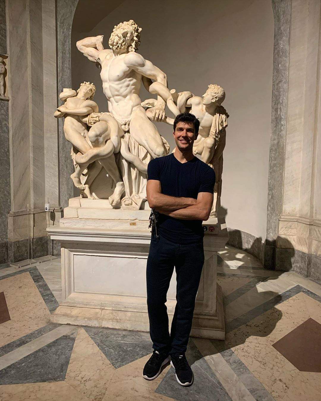 Roberto Bolle visita i Musei Vaticani e chiude la Cappella Sistina