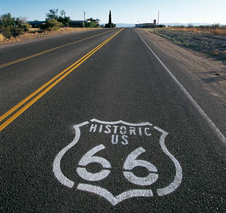 Il mito della Route 66 diventa una mostra. A Colorno oltre 70 scatti di Franco Fontana