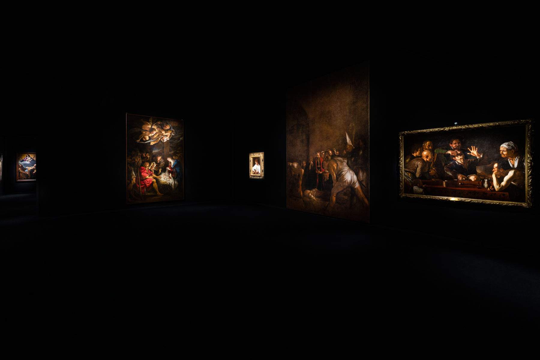 Sala della mostra I pittori della luce. Da Caravaggio a Paolini 