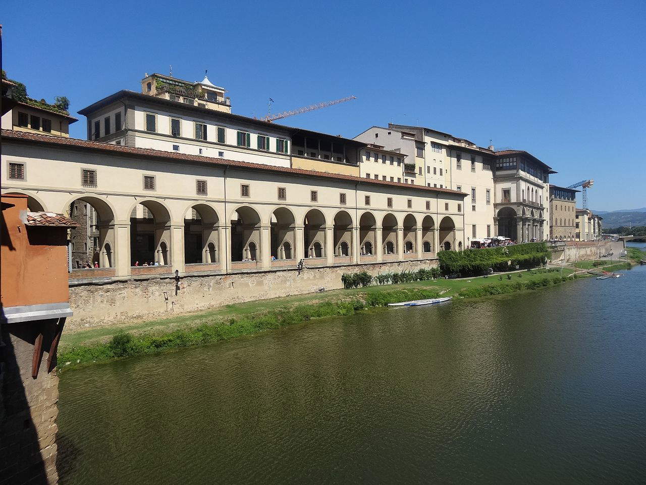 Il Corridoio Vasariano, Uno Sguardo Diverso Su Firenze