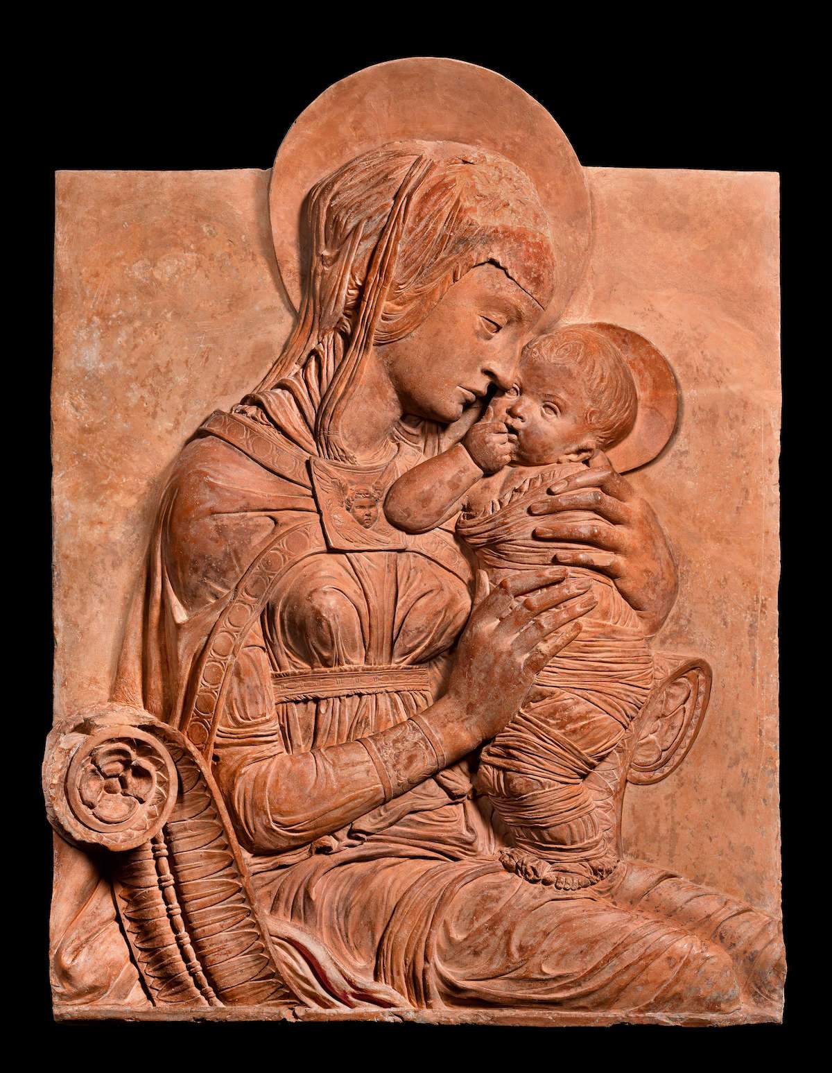 Donatello, Madonna di via Pietrapiana (1450-1455 circa; terracotta, 86 x 64 x 12,5 cm; Firenze, Museo Nazionale del Bargello)